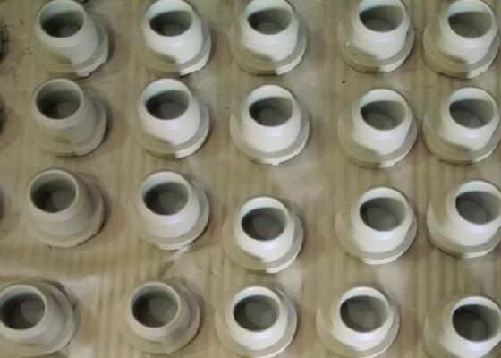 OEM उच्च-गुणवत्ता रेत कास्टिंग GG20 HT200 ग्रे आयरन फ्लोर टाइल डिसा उत्पाद