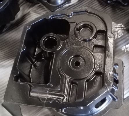 OEM उच्च गुणवत्ता वाले ग्रीन सैंड कास्टिंग आयरन पार्ट्स ट्रांसमिशन हाउसिंग औद्योगिक वाहनों के लिए