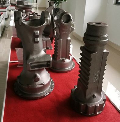 OEM सेवा उपलब्ध उच्च गुणवत्ता वाले रेत कास्ट आयरन घटक फोर्कलिफ्ट ट्रक के लिए एक्सल आर्म