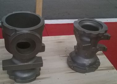 फोर्कलिफ्ट ट्रकों के लिए ग्रे आयरन पार्ट ग्रीन सैंड कास्टिंग ट्रम्प आर्म