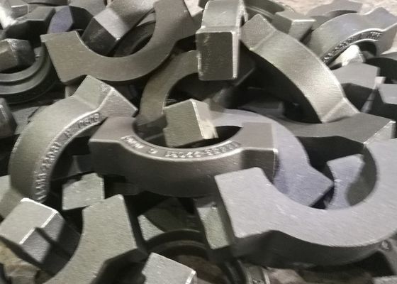 ओईएम उच्च-गुणवत्ता वाली रेत कास्ट डक्टाइल आयरन क्यूटी450-12 ग्राइंडिंग फोर्कलिफ्ट कास्टिंग बेयरिंग कवर