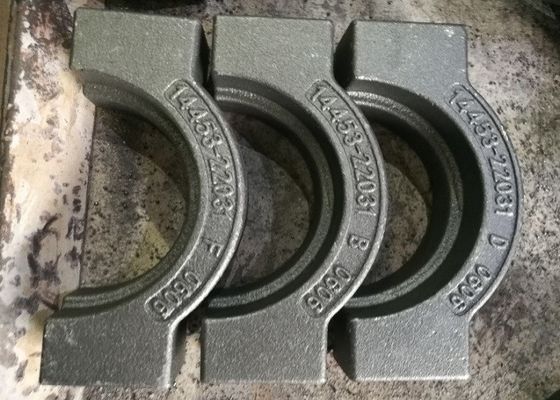 पीस फोर्कलिफ्ट तन्य लौह QT450-12 कास्टिंग असर कवर