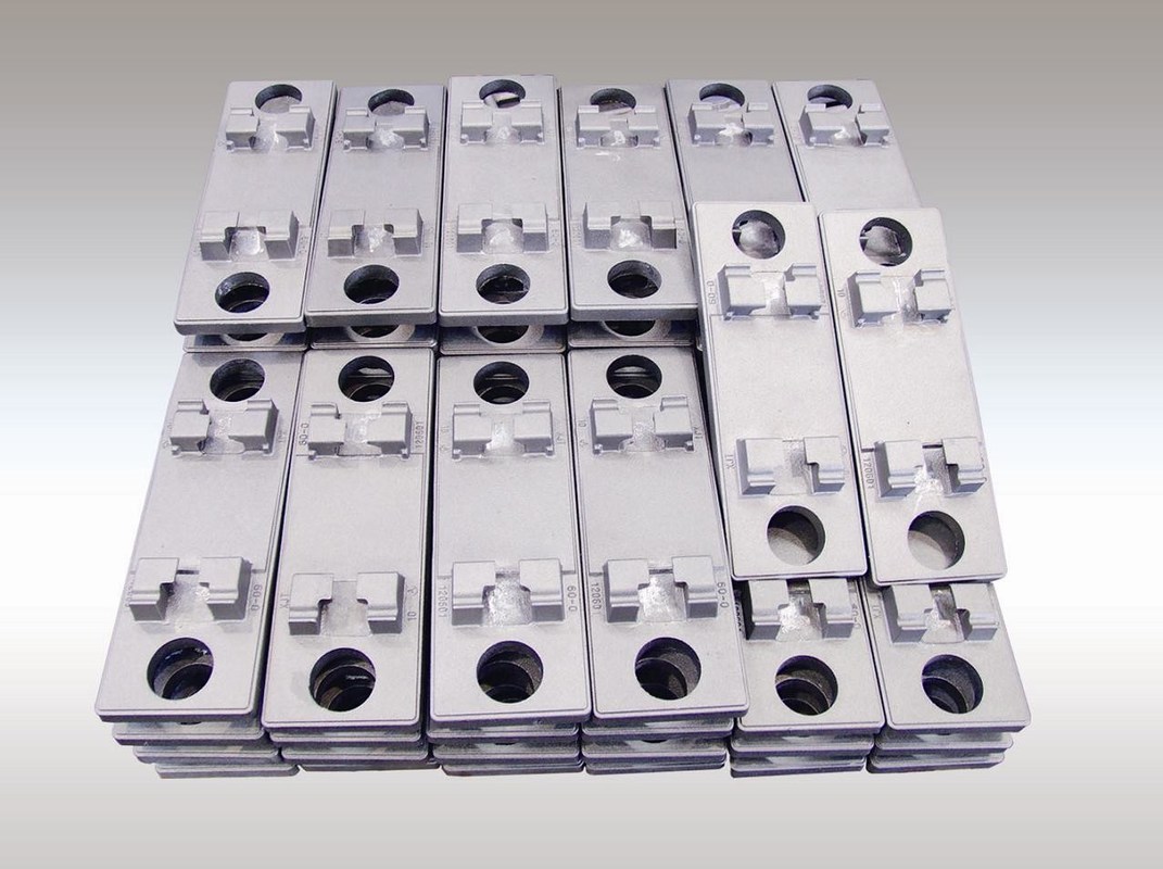 OEM High-Quality Rail Transit Sand Casting Iron Parts Backing Plate Bearing Plate For Railway